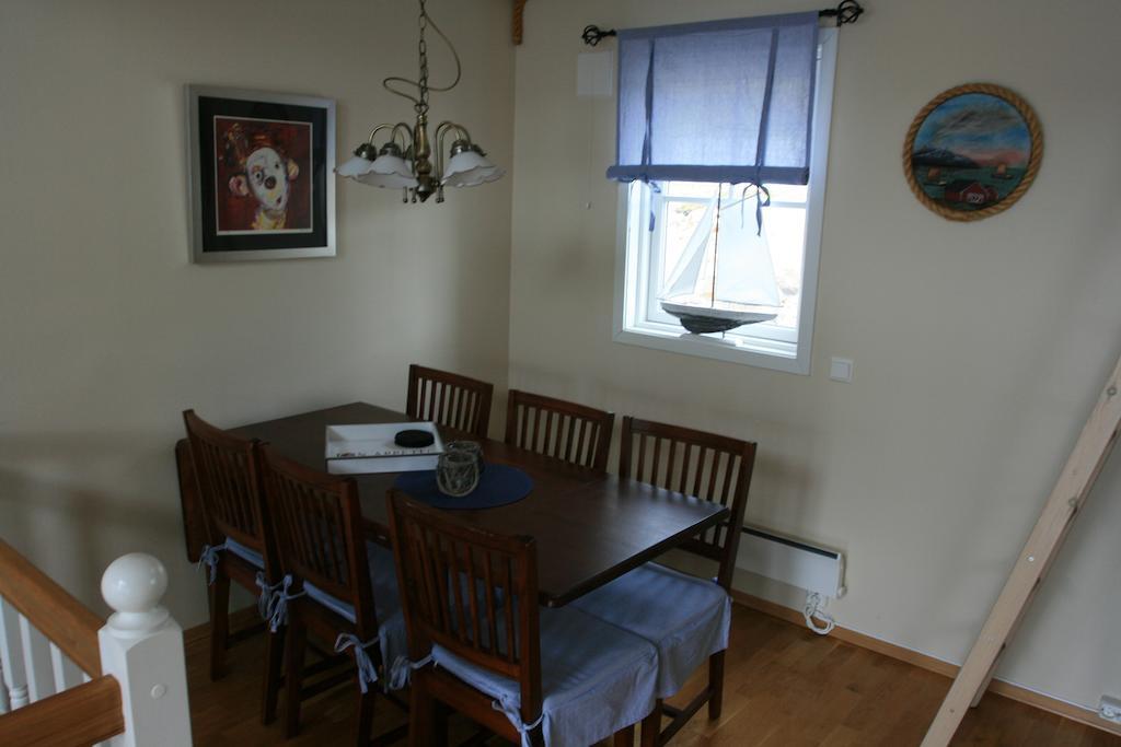 Tjeldsundbrua Maritim Villa Evenskjer Room photo